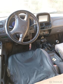 Nissan Navara D22 - 8