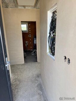 Na predaj rodinný dom v cene bytu s pozemkom, Mirkovce - 8