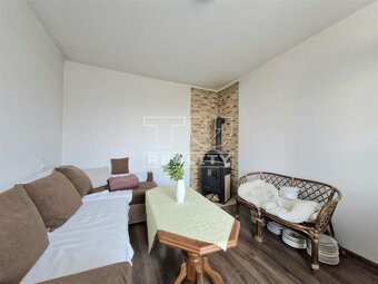 Na predaj príjemný 4 izbový rodinný dom na pozemku 995... - 8