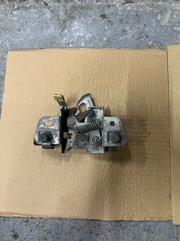 Rozpredam diely Volvo V50 - 8