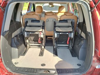 Predám Citroen C8 - 8