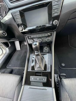 Škoda Superb 2.0 - 8