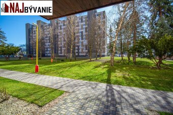 PRIESTRANNÝ 2i 68m2 + LOGGIA na sídlisku ROVEŇ - 8