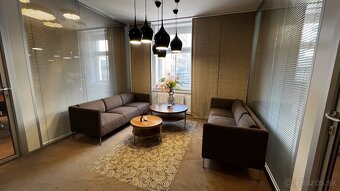 Prenájom kancelárií v historickej budove v centre Bratislavy - 8