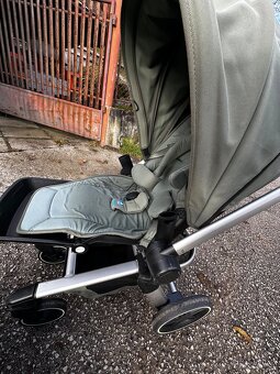 Joolz Hub+ (športový kočík + vanička+ britax romer vajíčko) - 8