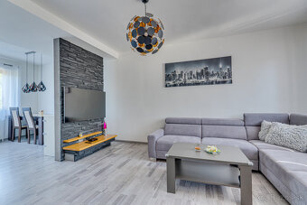 Wealth Group | ponúka ,, Exkluzívny 4 - izbový rodinný dom - 8