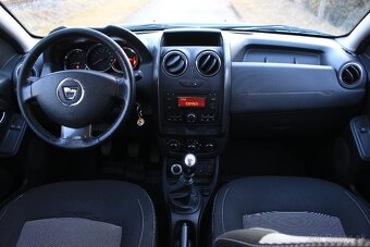 Dacia Duster 1.5 dCi 4x4,Ťažné, Klíma, STK/EK 2/2027, Folie - 8