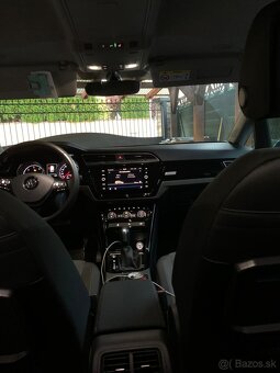 Predám VW Touran 2,0 TDi, automat - 8