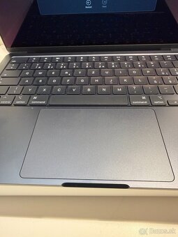 Macbook Air 2025 24RAM 512GB SSD - BLACK - 8