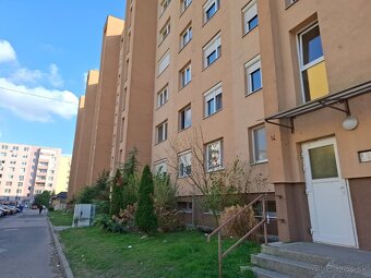 Krásny 3i byt s loggiou na sídlisku Nová Ves - Dunajská Stre - 8