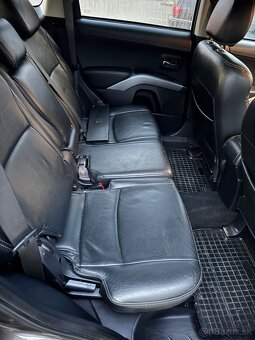 Predám Mitsubishi Outlander 2.2 DID - 8