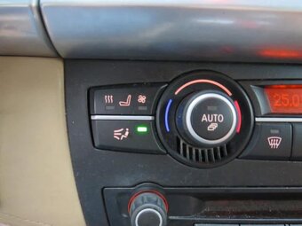 BMW X6 30d xDrive E71 - 8