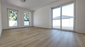 PREDAJ - NOVOSTAVBY - ZLATÉ MORAVCE - 8