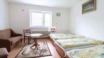 Dom Vitanová s velkorysým pozemkom - 8