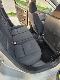 Predám Peugeot 207 1,4E - 8