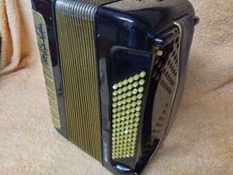 gombíkový chromatický akordeon Hohner Maestro lll. 96 bas - 8