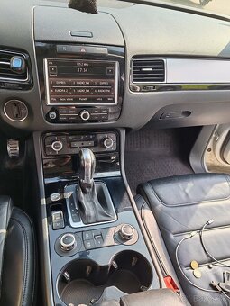 Vw touareg 3.0 tdi r-line - 8