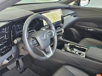 Lexus RX 450h+ Plug-in Hybrid 227 kW (309 PS) - 8