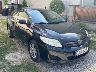 Toyota Corolla 1.33vvti benzin PLNE POJAZDNÉ - 8