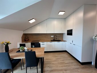 Na predaj zariadený 2 izbový byt s balkónom v Senci - 8