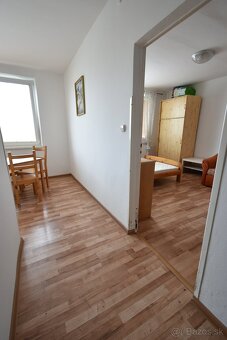 Malacky: Ponúkame priestranný 1 izb.byt Štúrova ul. - 8