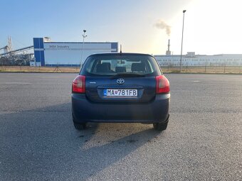 Toyota Corolla 2.0D - 8