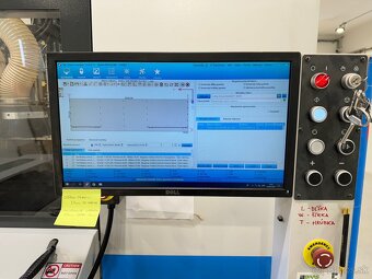 CNC vŕtací/frézovací drevoobrábací stroj - 8