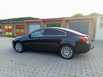 Opel Insignia 2,0 CDTI 96kw  Cosmo - 8