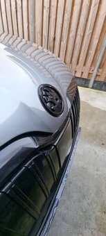 Čierne / karbónové znaky - logo na ŠKODA - 8