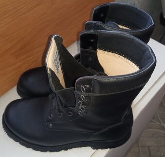 Vojenské Kanady letné 43 . - 8