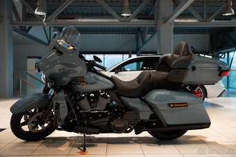 Harley Davidson Street Glide ULTRA LIMITED - 8