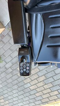 Predam Invacare G40 Plus je exteriérový elektrický Invalidny - 8