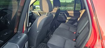 Land rover freelander2 - 8