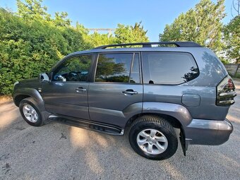 Toyota Land Cruiser - 8