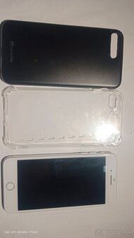 Iphone 8 plus . 64GB - 8