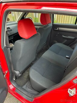 SUZUKI SWIFT 1.3, 67,5 kW, BENZÍN - 8