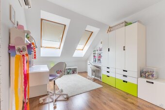 Predaj jedinečného rodinného domu v srdci Trnavy – za histor - 8