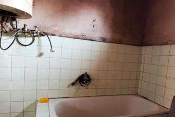 Rodinný dom v obci Lok, okres Levice - 8