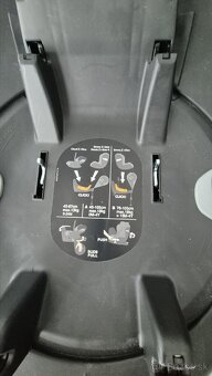 Cybex autosedacka vajicko + isofix otocna zakladna - 8