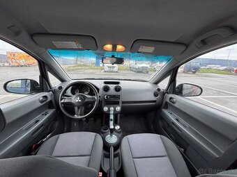 Mitsubishi Colt 1.1 - 8