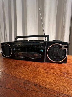 Rádiomagnetofón Philips - 8