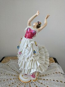 Veľká starožitná porcelánová tanečnica - 8