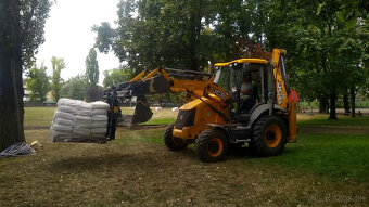 Traktorbager JCB 3CX - 8