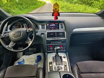 Audi Q7 S-line - 8