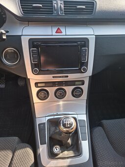 VOLKSWAGEN PASSAT B6 1.9 TDI 77KW bez DPF r.2006 - 8