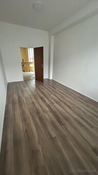 Prenájom kancelárskych a administratívnych priestorov - 8