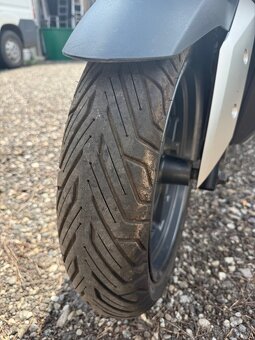 Yamaha x-Max 125 - 8