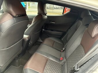 Toyota C-HR 1.2T 85kW EXECUTIVE ČR AUT. KLIMATIZACE - 8