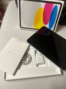 iPad 10 gen 64 GB - 8