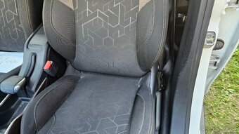 Peugeot 2008 1.6vti benzín (ročník 2015) - 8
